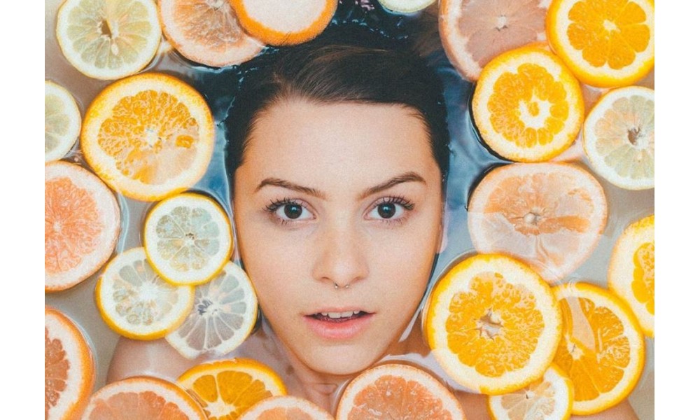 Vitamina C per il viso: perché e quando usarla