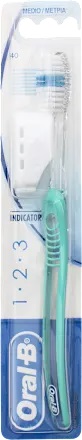 Oral-B 1-2-3 Indicator Spazzolino Medio